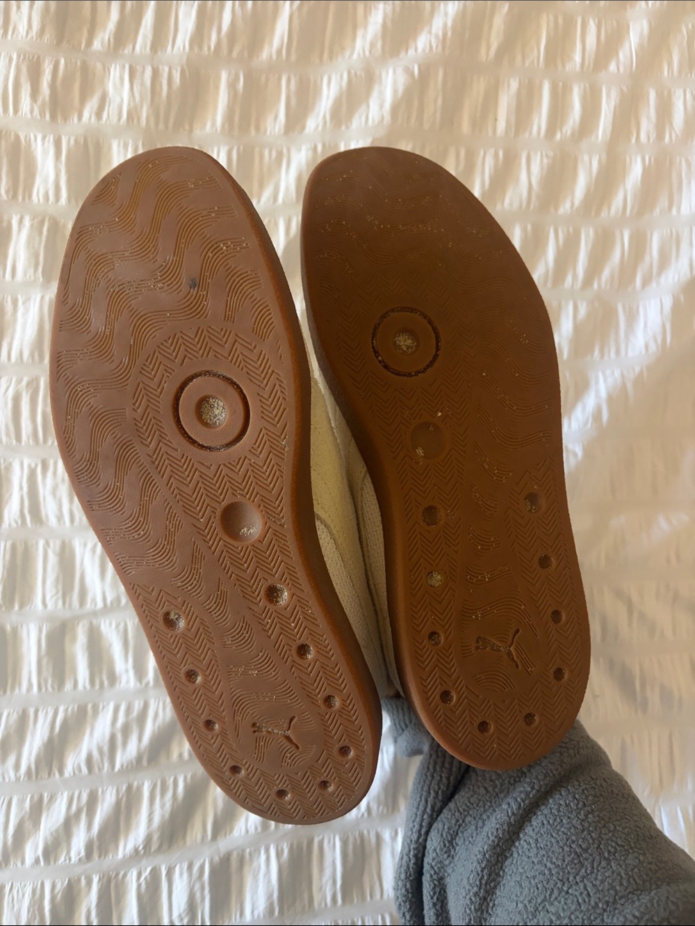 Puma Cream/Tan Low-Top Suede & Knit Sneakers - Picture 4 of 4